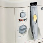 RAMTONS DEEP FRYER WHITE- RM/249 By Ramtons